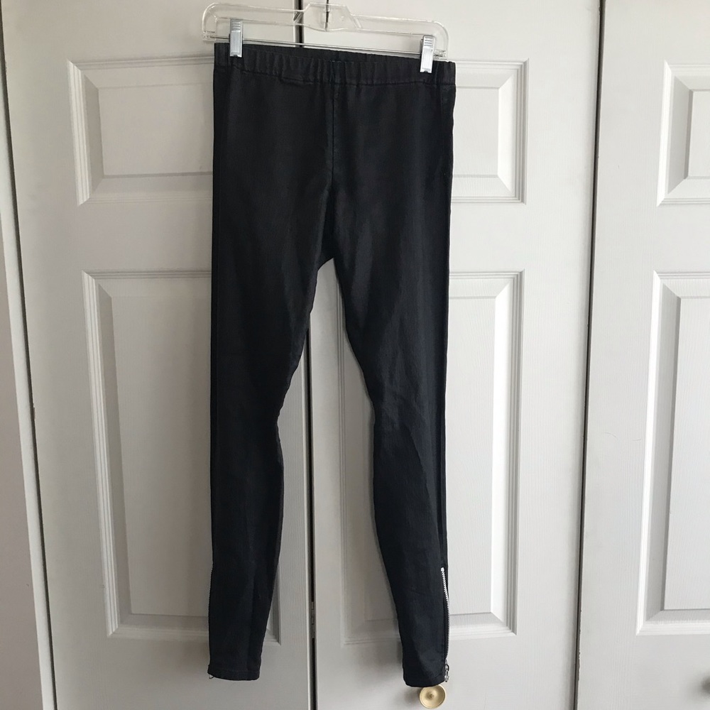 Joe’s Jeans black leggings - Small